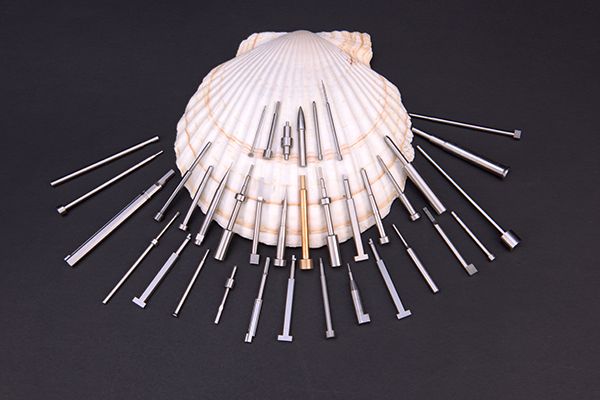 Ejector pins & sleeves