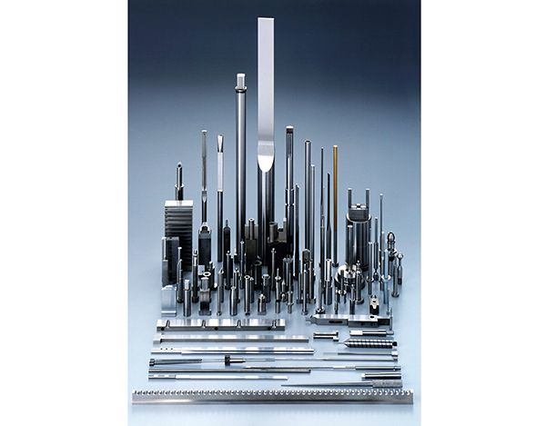 Ejector pins & sleeves